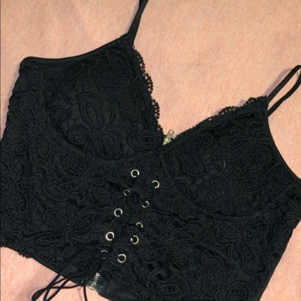 Zip up top
